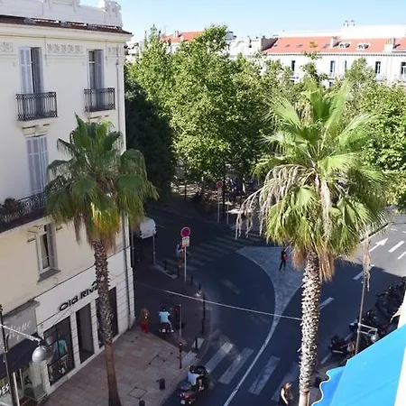 Center, 2 Bedrooms * Antibes